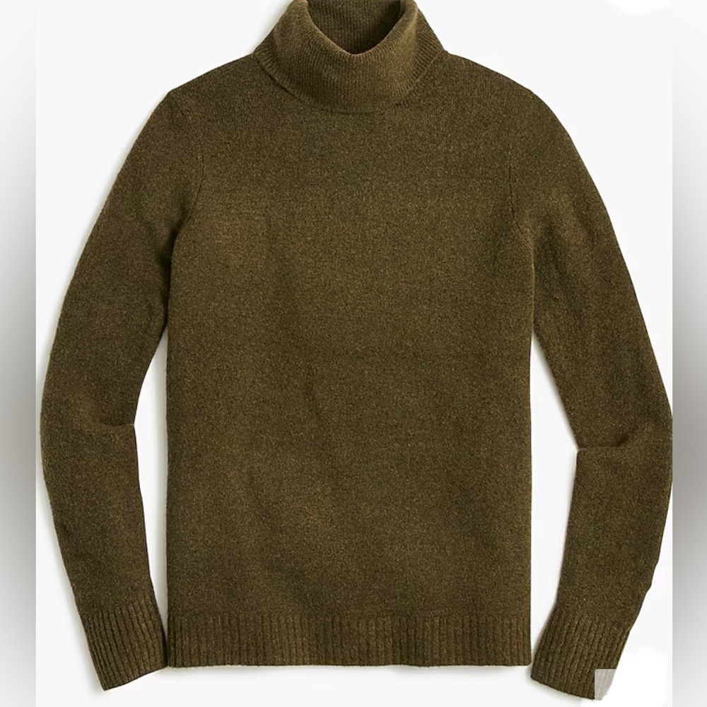 Women’s J. Crew Dark Green Turtleneck sweater in extra-soft yarn, 7% wool.